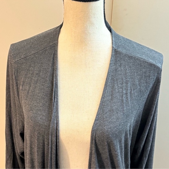 Torrid super soft gray draped open front waterfall cardigan size 1X - Picture 7 of 10